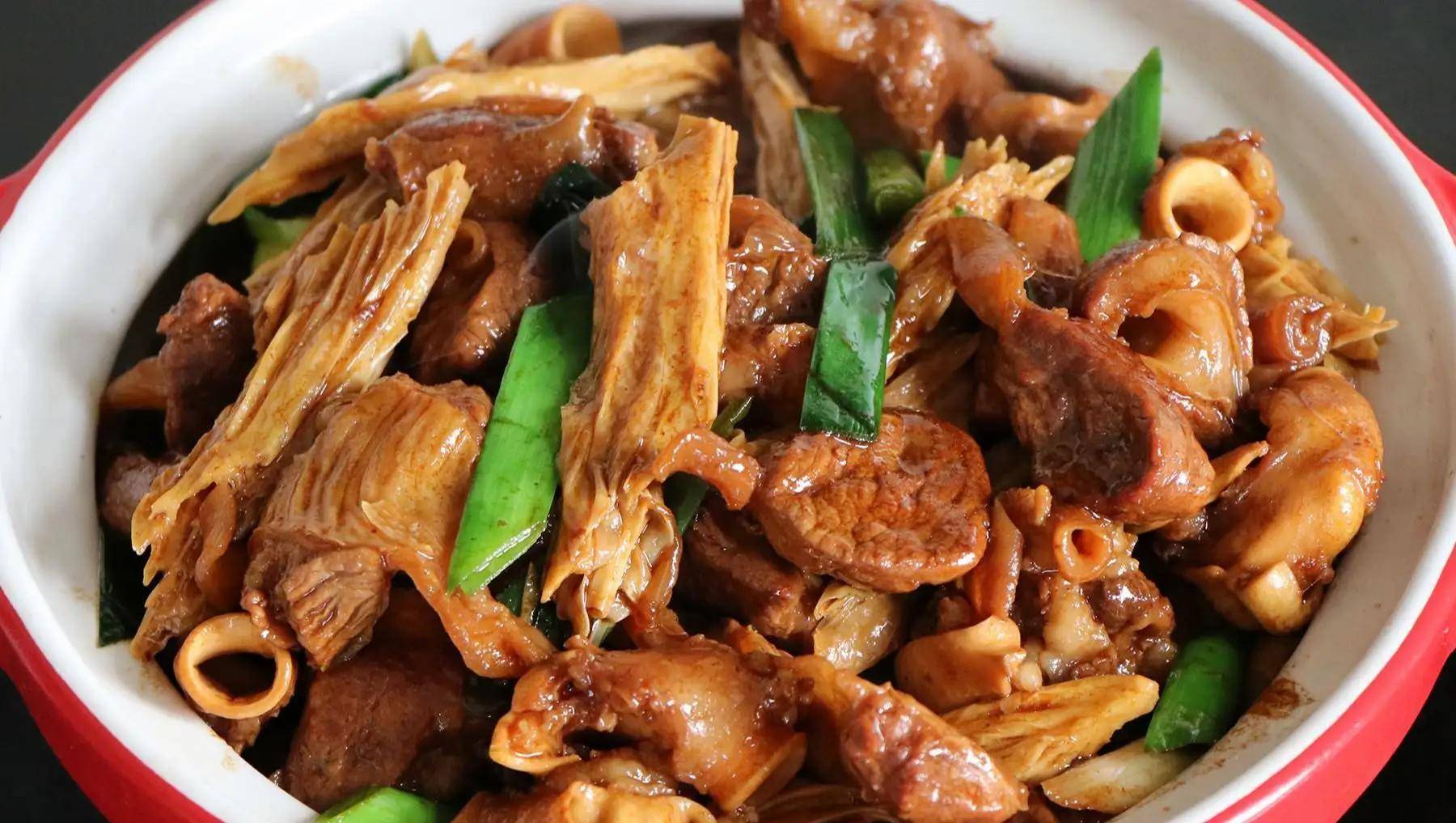 教你营养美味的腐竹焖鸡,香而不腻,好吃下饭,隔壁小孩馋得不行_美食