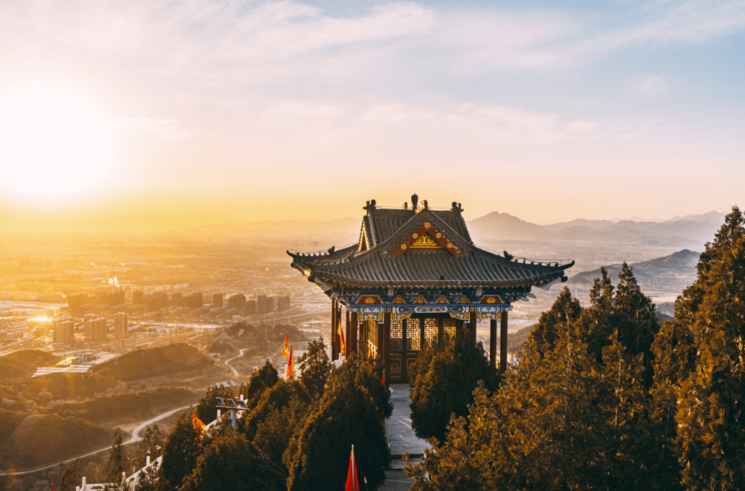 5公里换乘密6路公交车,至冶仙塔景区站,下车后即可