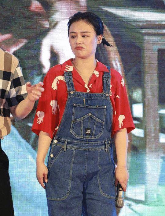 马思纯的蜡像充钱了?