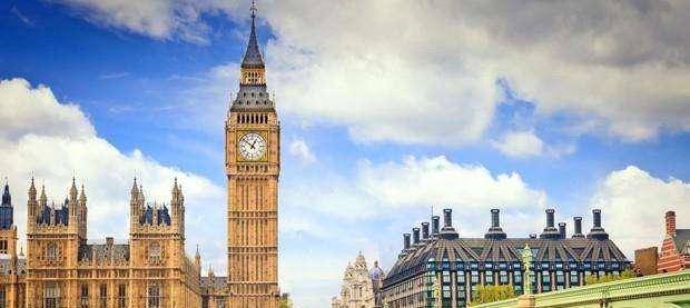 英国有个大本钟，它告诉我们时间就是金钱，调钟的时候要用到便士