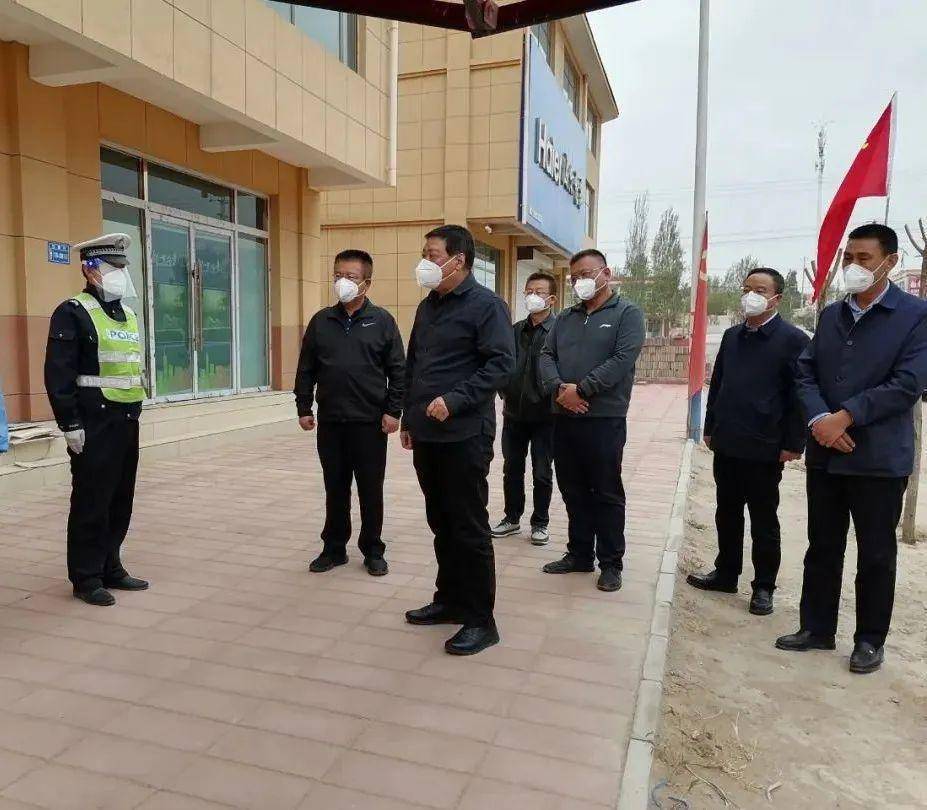 10月2日下午,市委副书记,市委统战部部长祁葆中一行深入靖远县北滩镇