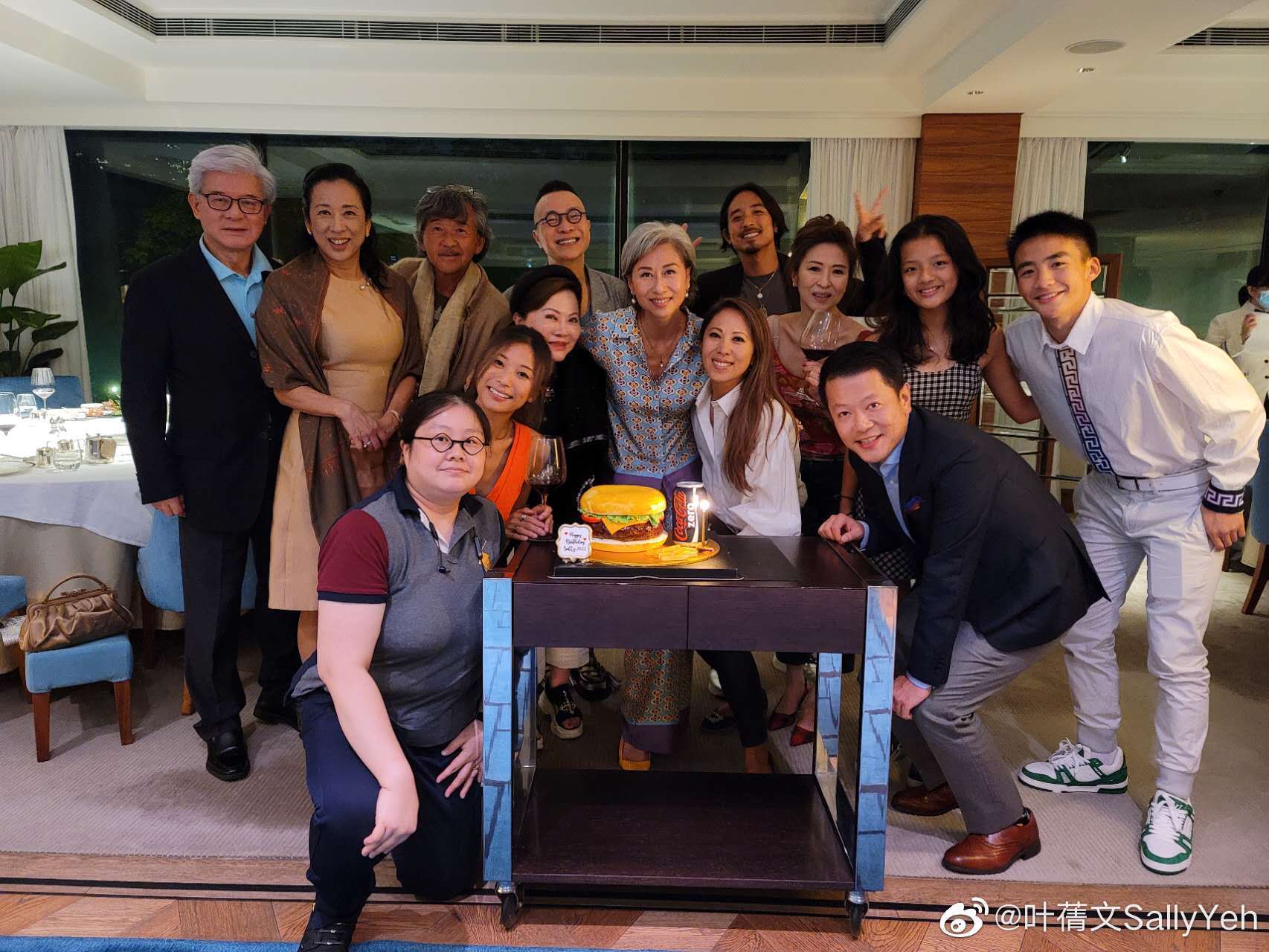 叶倩文与林子祥恩爱庆生,透露自己确诊新冠并传染家人,现已康复_节目
