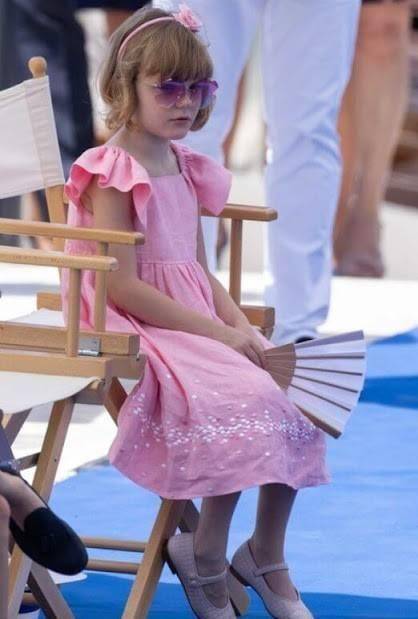 摩纳哥亲王的私生子亮相!