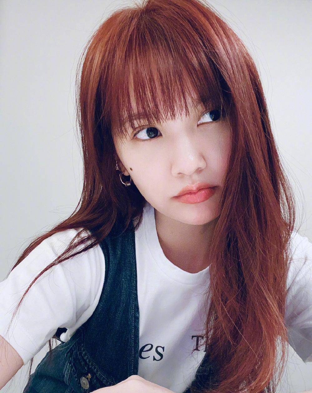 36岁杨丞琳又换新发色了,看起来不止减龄10岁啊,甜美且漂亮_发型_女孩