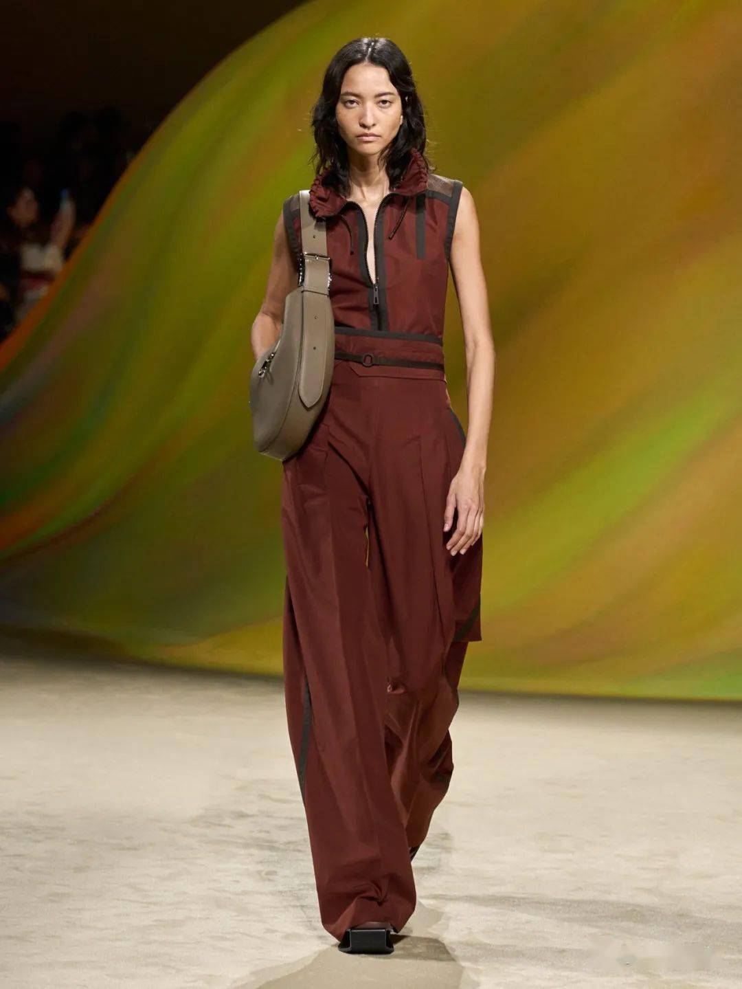 精品战略爱马仕hermes 2023 春夏女装发布