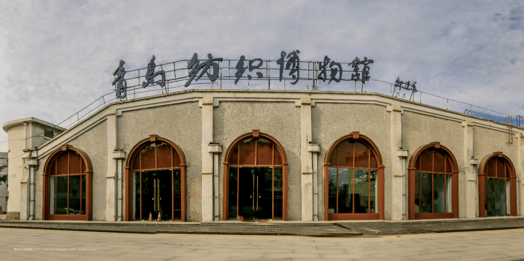 青島啤酒博物館設立在青島啤酒百年前的老廠房之內,以青島啤酒的百年