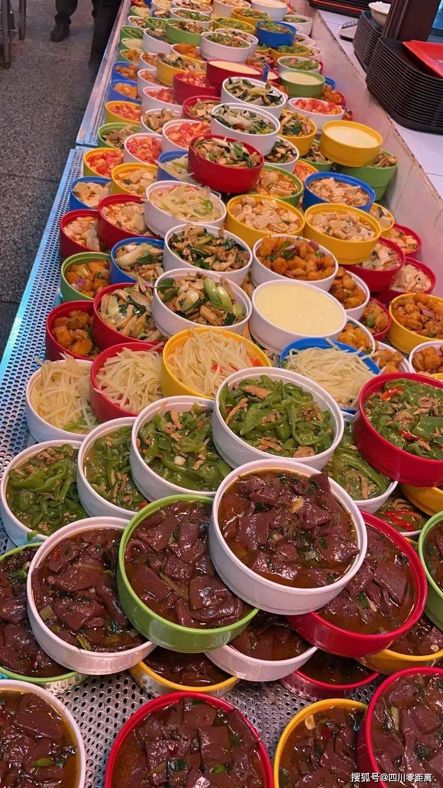 四川省江油中学:共担使命 共克时艰