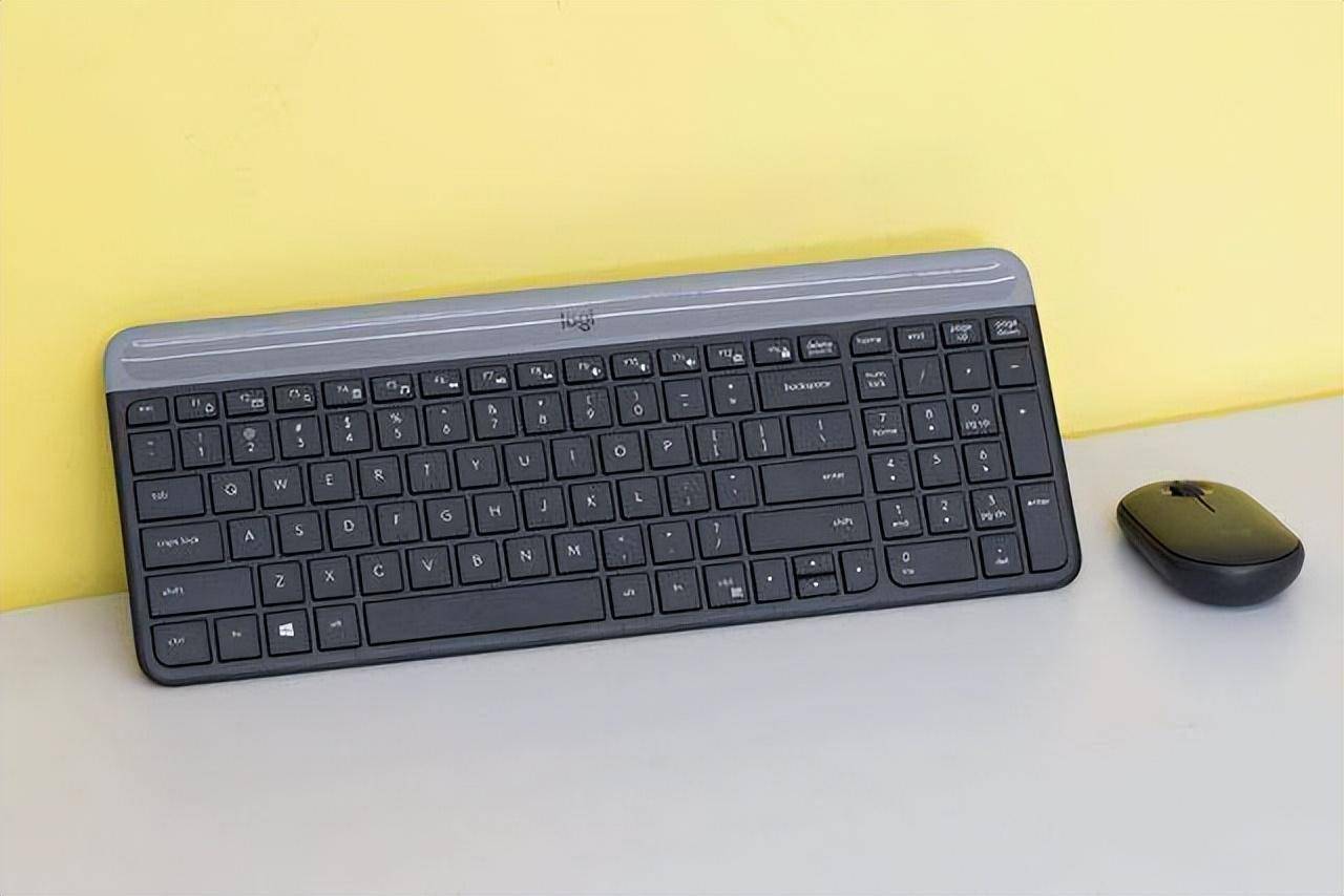 鼠标和键盘是最常用的输入设备 键盘与鼠标都是输入设备