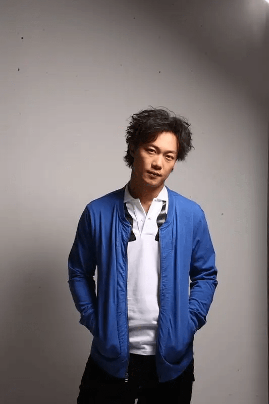 陈奕迅女儿过18岁生日,女儿陈康堤酷似妈妈_徐濠萦_作为一个_照片