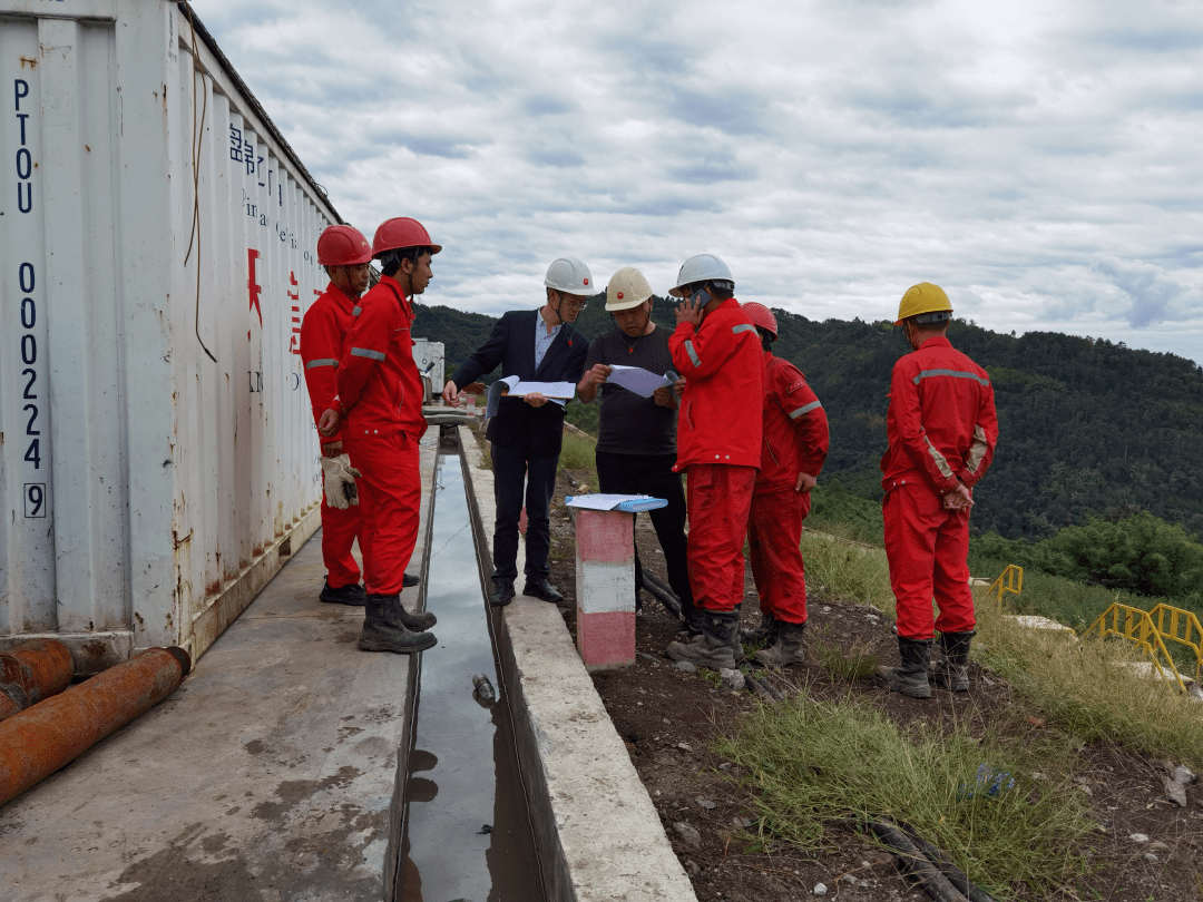 在沐川县箭板镇庆元村使用放射源测井的四川石油射孔器材有限责任公司