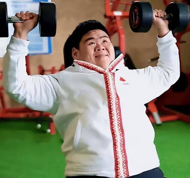 百万网红王浩楠遭妻子控诉,结婚不到1年就找人,励