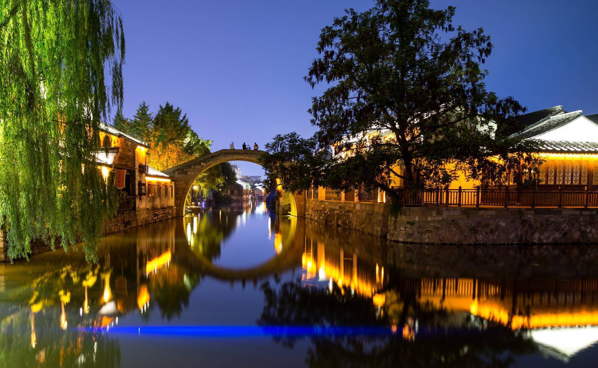 "水晶晶"的南浔古镇,夜景到底有多美?