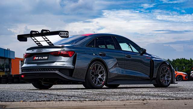 第二代奥迪rs3 tcr赛车的alcon 赛用刹车系统_搜狐汽车_搜狐网