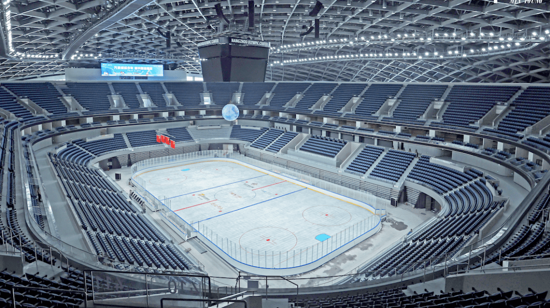 杭州奥体中心体育馆位于杭州奥体中心南端,总建筑面积74470平方米