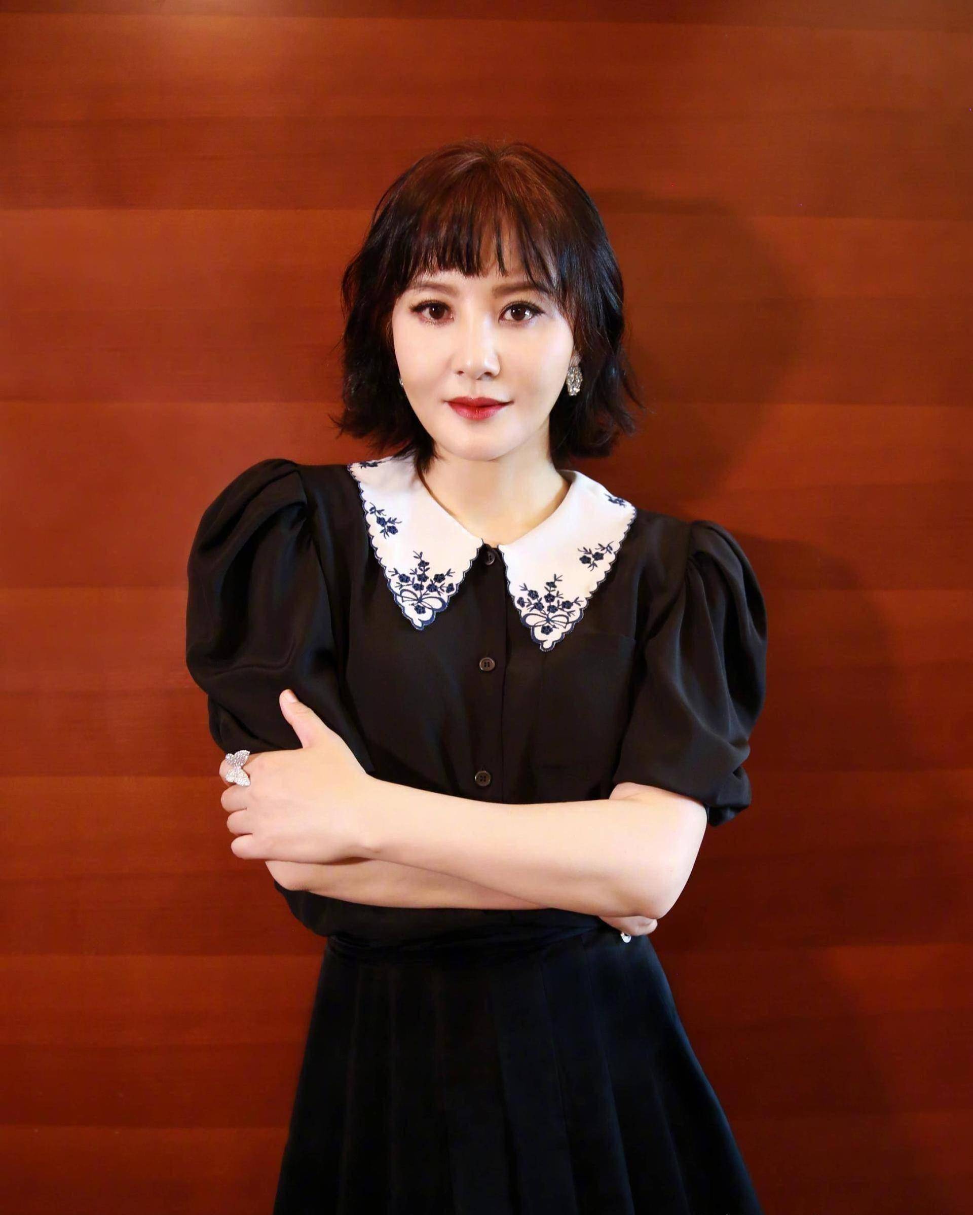 《三叉戟》女子图鉴:大陶红精致胡可却显老,她哭戏成唯一败笔_电视剧