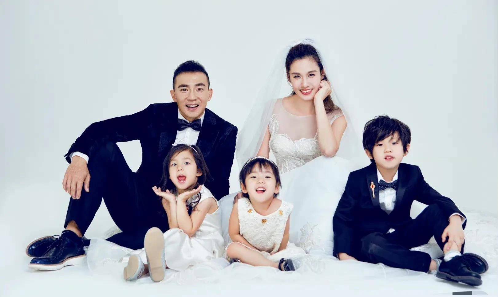 刘耕红庆祝结婚15周年和50岁生日,全家喜气洋洋_张艺兴_周杰伦_健身