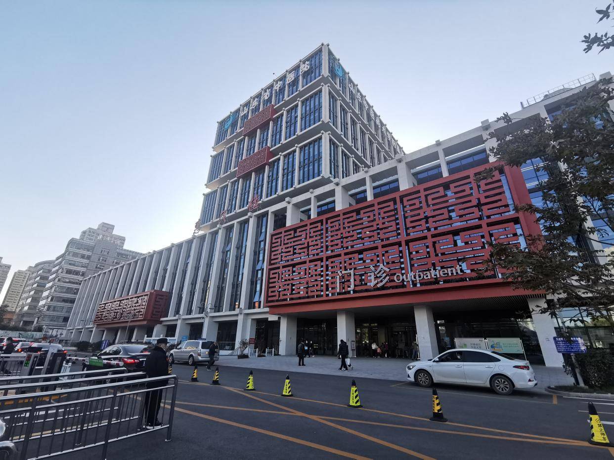 山东省中医院老楼正在拆除,进度已经过半!_大楼_西院_文化