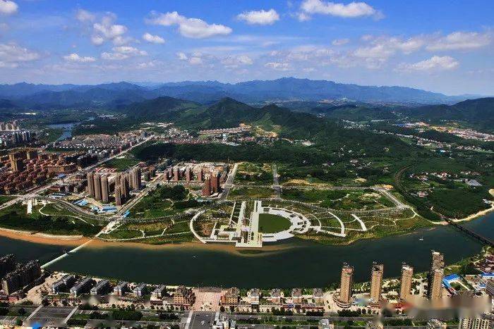 非凡十年·见证"城"长 |宁国公园广场华丽蝶变(一)_城市_发展_建设