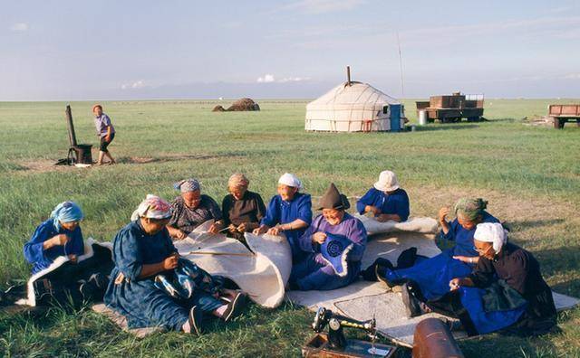 原创
            蒙古为何分内蒙古和外蒙古？成吉思汗