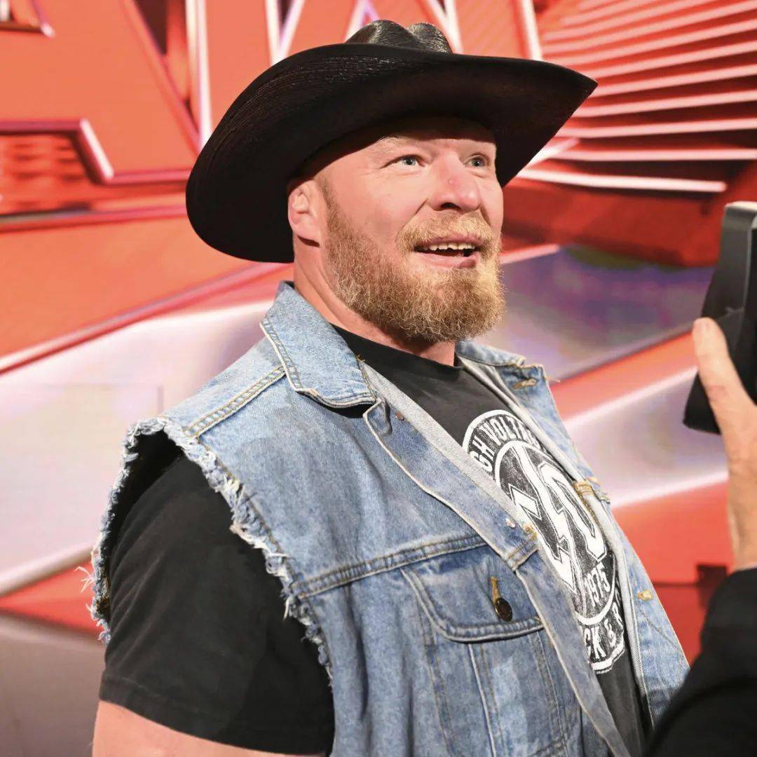 wwe raw现场照抓拍:大布回归,dx和oc重现擂台,罗曼带领血统来袭_大布