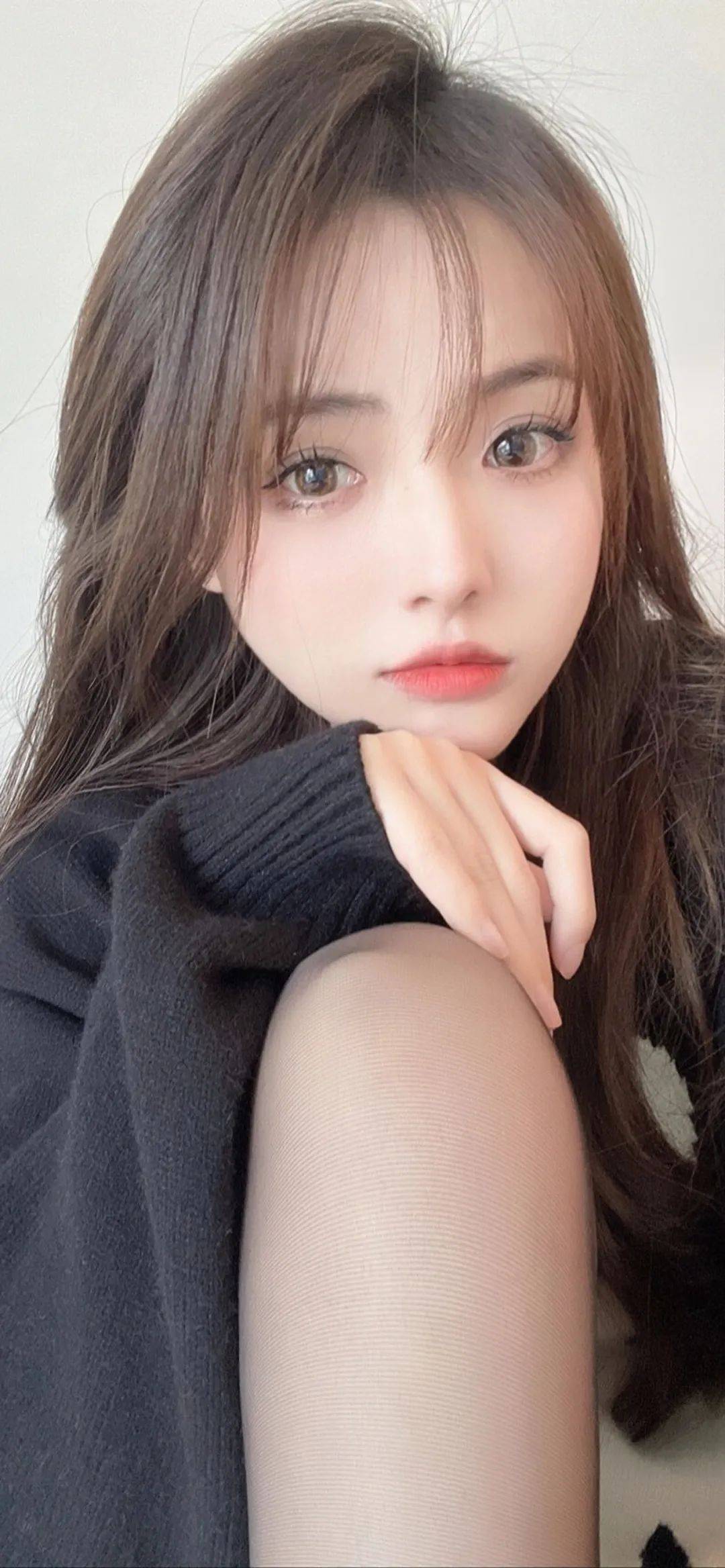 30/张素材分类:网红,明星,名模,自拍,街拍,写真,古风汉服,cos等美女