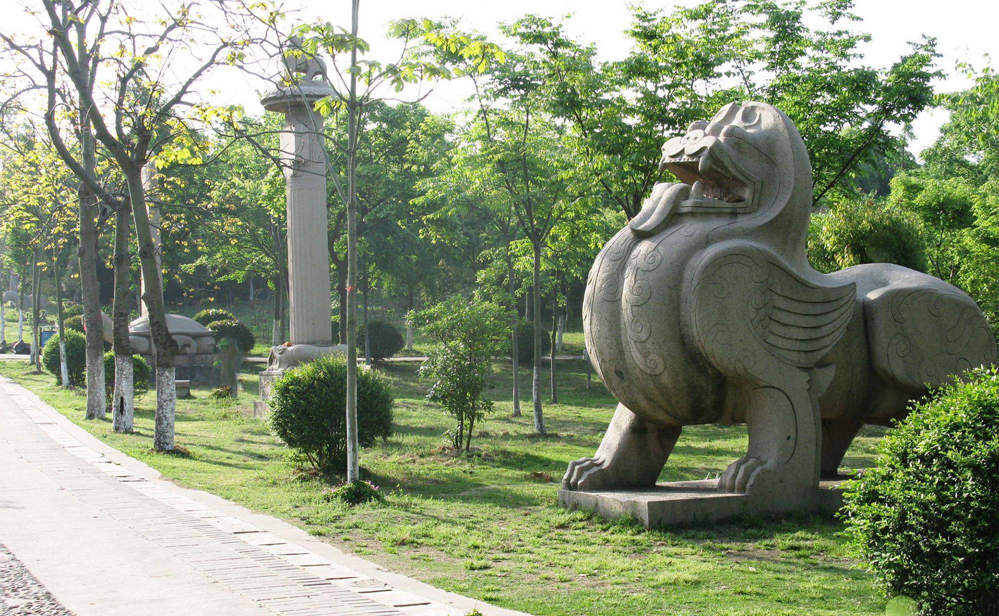 南京“被遗忘”的公园，拥有石刻文物100多件，门票0元却少有游客_白马_六朝_古都