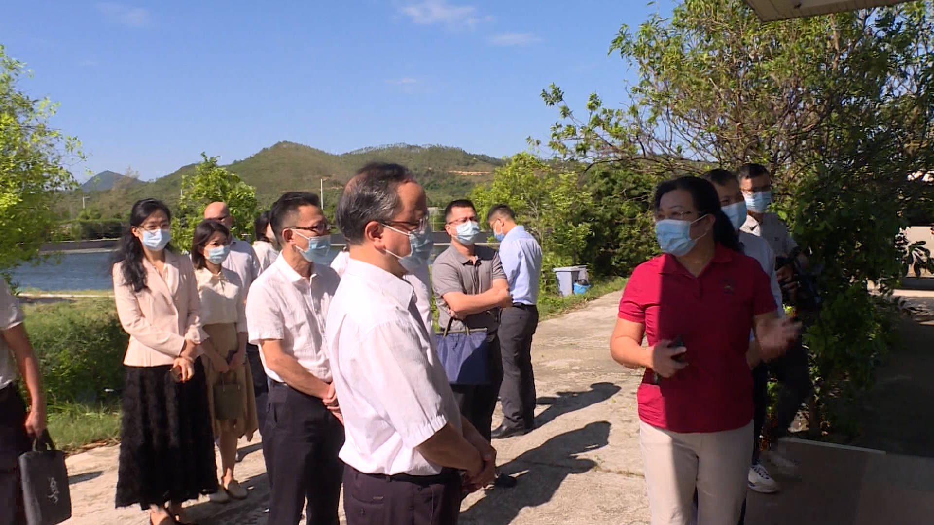 阳江市领导到海陵区开展联系专家人才活动_雷玉春_发展_工作