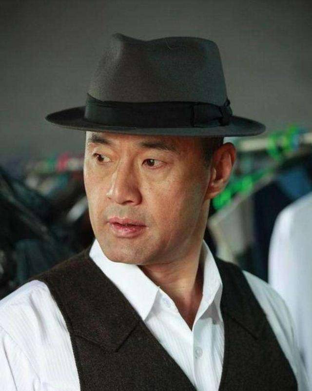 李连杰,成龙,甄子丹等人是占据大多数的,很少有人会想起于荣光,虽然他