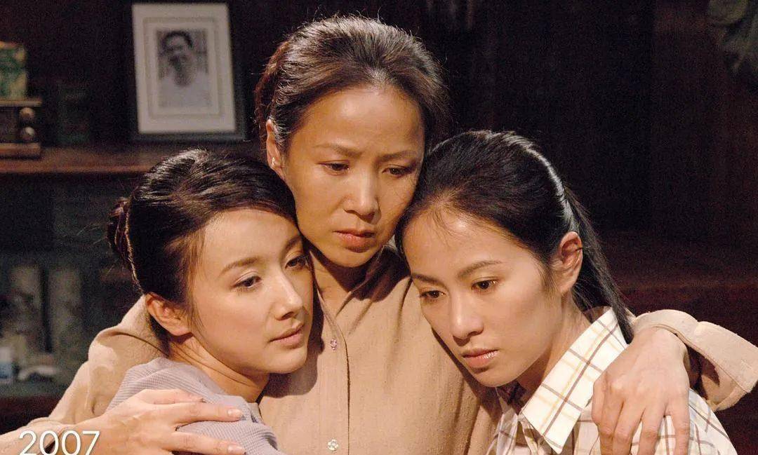 从女学霸到古装女神,再到"下降头"放飞自我,盘叶璇的容貌变化_时尚