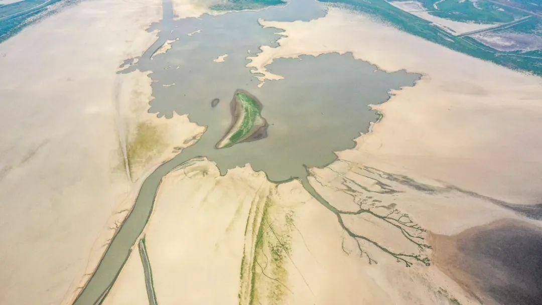 鄱阳湖水位止跌回升，江西还将“旱”多久？