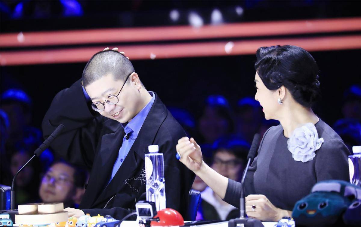 金星节目中问张绍刚:我是男人还是女人?