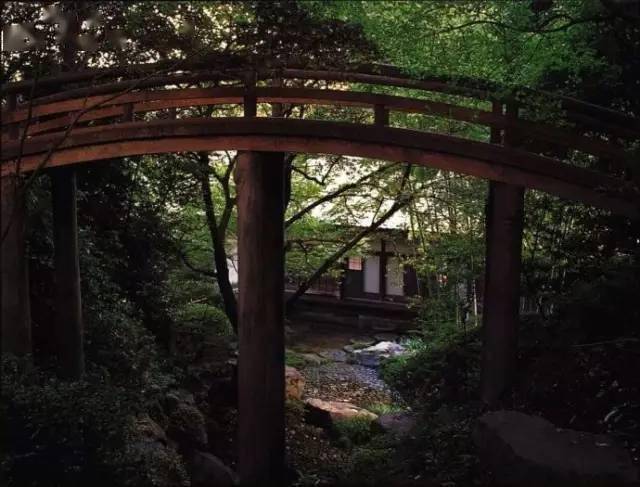 日本庭院枯山水的世界，国宝级枯山水设计师，竟是一位寺庙住持？！_庭园_野俊_瀑布