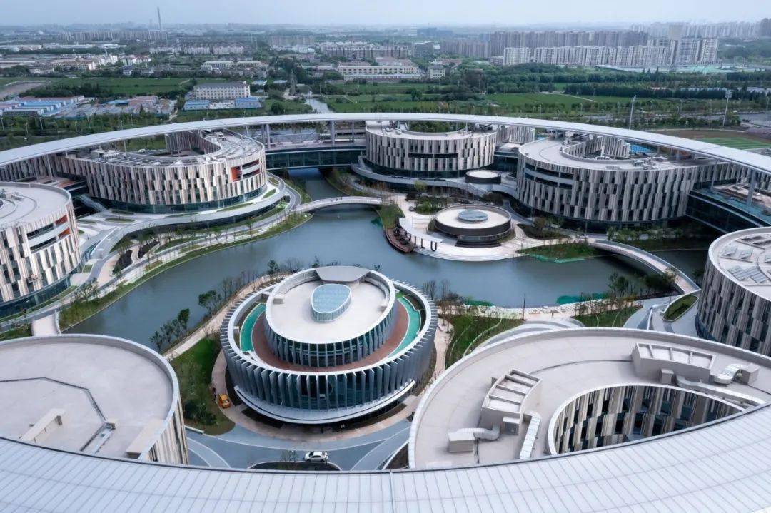 hpp|未来大学校园新样本 - 西交利物浦大学太仓校区投入使用_空间