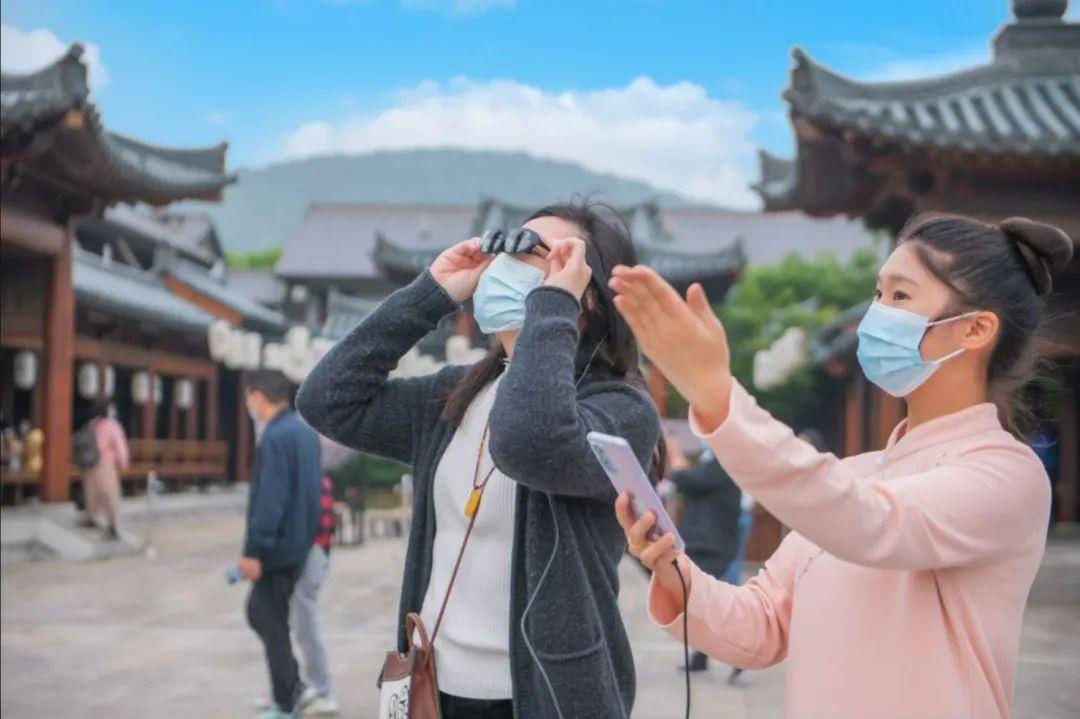 Nreal AR眼镜解锁旅游景区新玩法