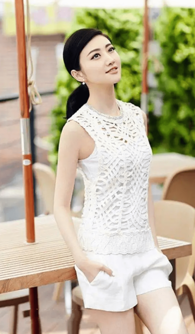 没有什么毛衣可以遮住景甜的美好身材_资源_质疑_形象