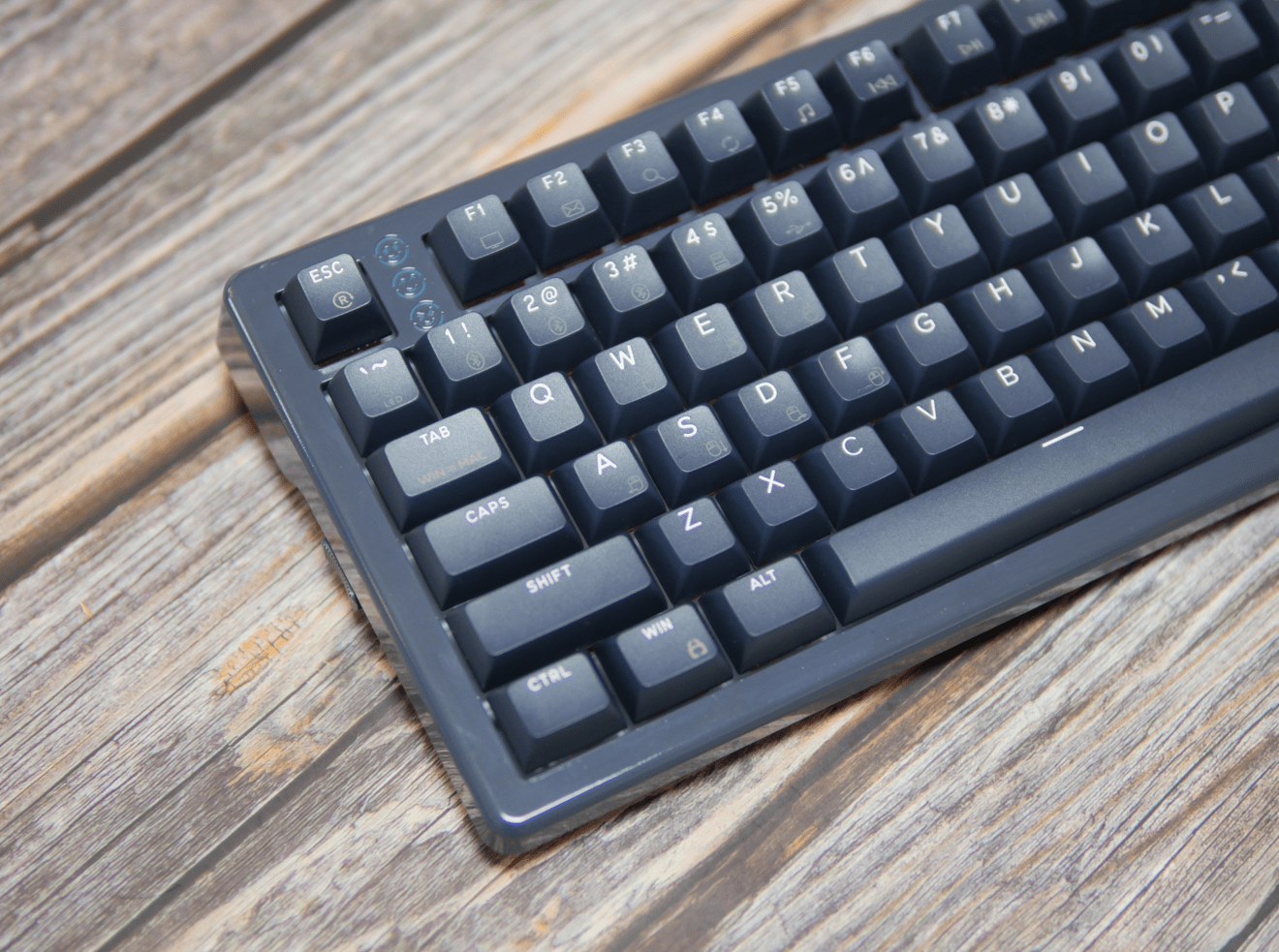 500元内gasket机械键盘,黑峡谷e2,e4使用体验_系列_手感_定位