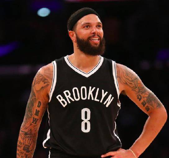 36岁的他年薪3863万,躺着睡觉都在挣钱_篮网_德隆威廉姆斯_球员