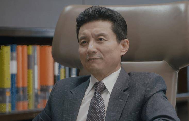 《安家》徐文昌父亲身份曝光:帮助儿子完成逆袭,房似锦因祸得福_剧情