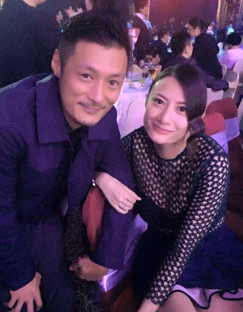 她跑龙套拍时尚爆红,和余文乐交往8年被劈腿,今嫁给"李小龙"_黄伊汶