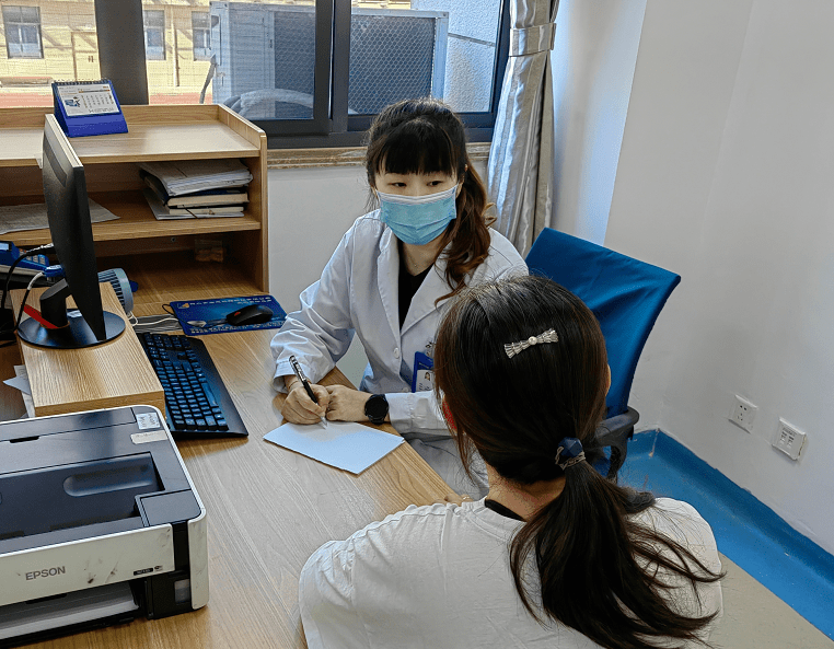 守护妈妈,赶走"产后抑郁症"_情绪_孩子_症状