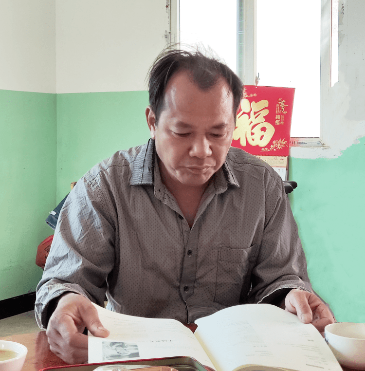 富川农民诗人梁文海的诗意生活_诗歌_乡村_四方