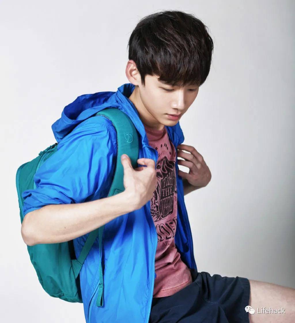 28岁白敬亭近照曝光!一身肌肉吓坏网友:这身材是认真的吗?