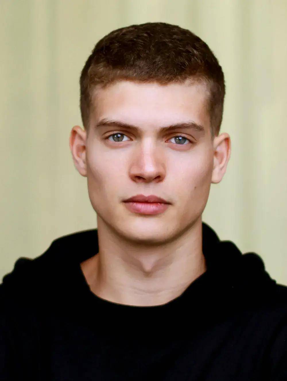 亚马逊热捧小鲜肉荷兰男演员乔舒亚·斯特拉多斯基_josha_新人_获得了