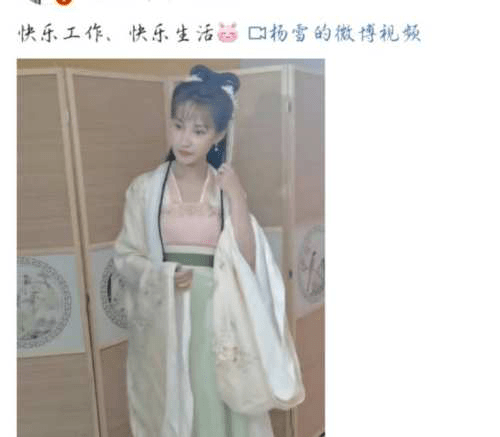 一角色就“封神”的蛇蝎美人，40岁再扮古拆，一点不输流量小花