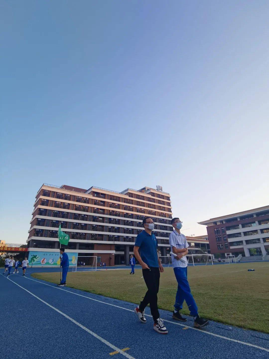 "疫"路相伴 温暖相随|广雅中学花都校区封闭管理期间师生学习生活剪影