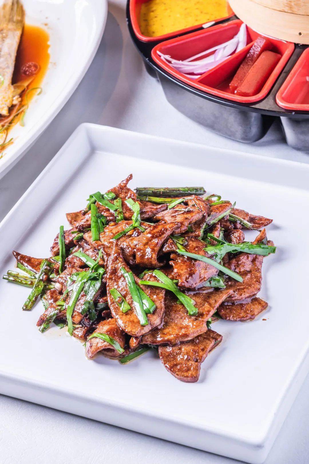 世纪汇广场店|羲和烤鸭高颜值的酥皮烤鸭,香脆的口感和味道足够让你