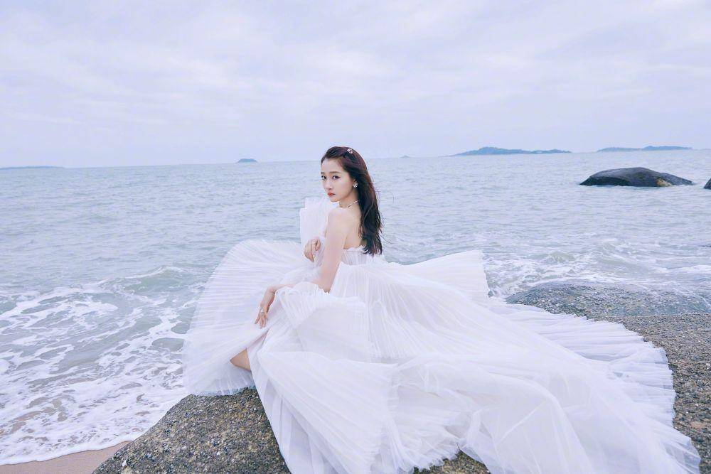 关晓彤陈飞宇对称表情,被捕捉到的对称表情,看起来非常喜感_浪花_俩人