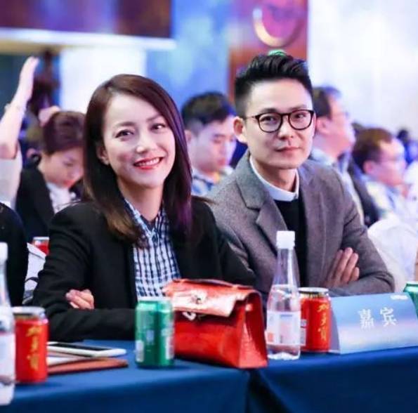 这6位艺人经纪人,明明可以靠颜值,却偏偏靠才华_沈月_谢霆锋_央金
