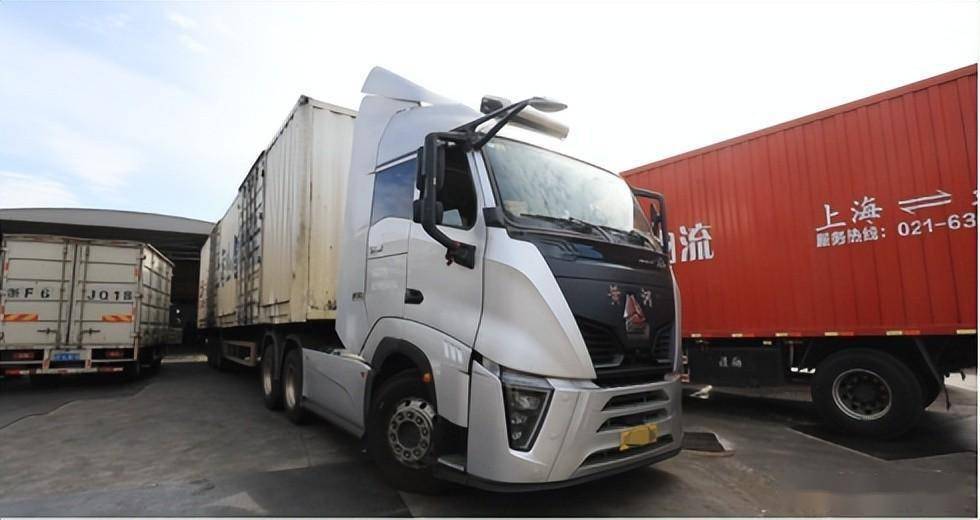 ​中国重汽:黄河x7重卡一年可节省油费10万元有何秘密?_搜狐汽车_搜