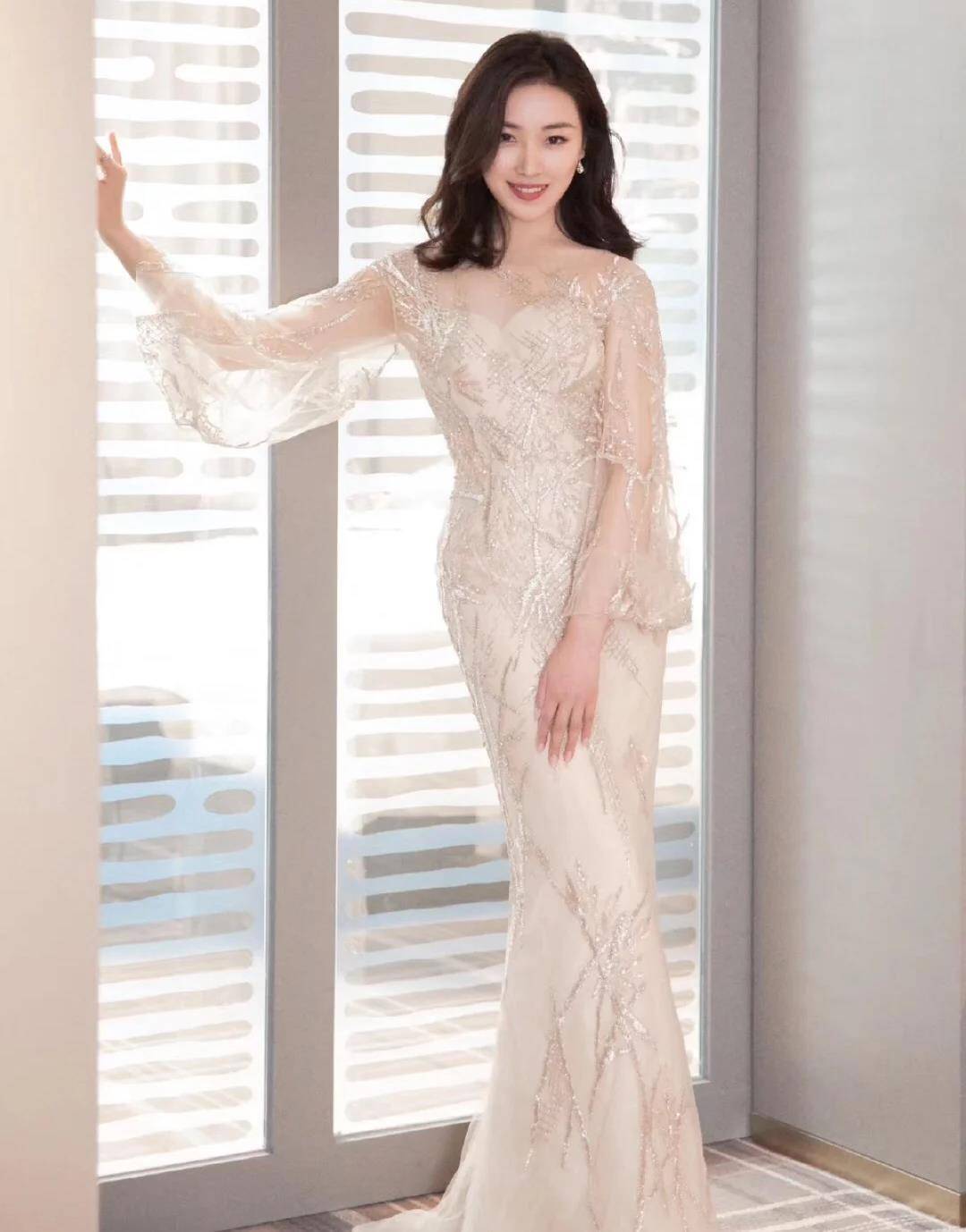 "拼音女孩"菅纫姿你读对了吗?